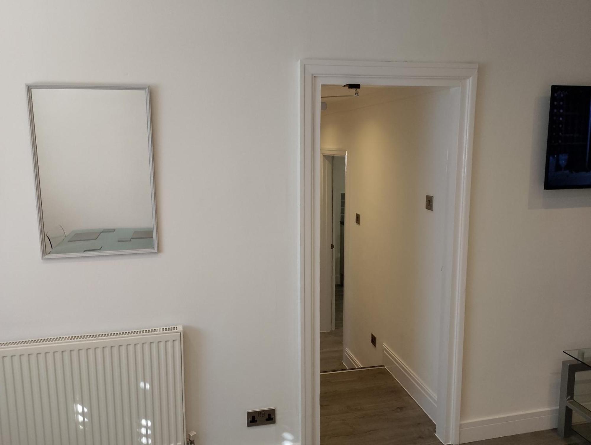 St Annes Garden Flat Award Winning Hosts Apartment *