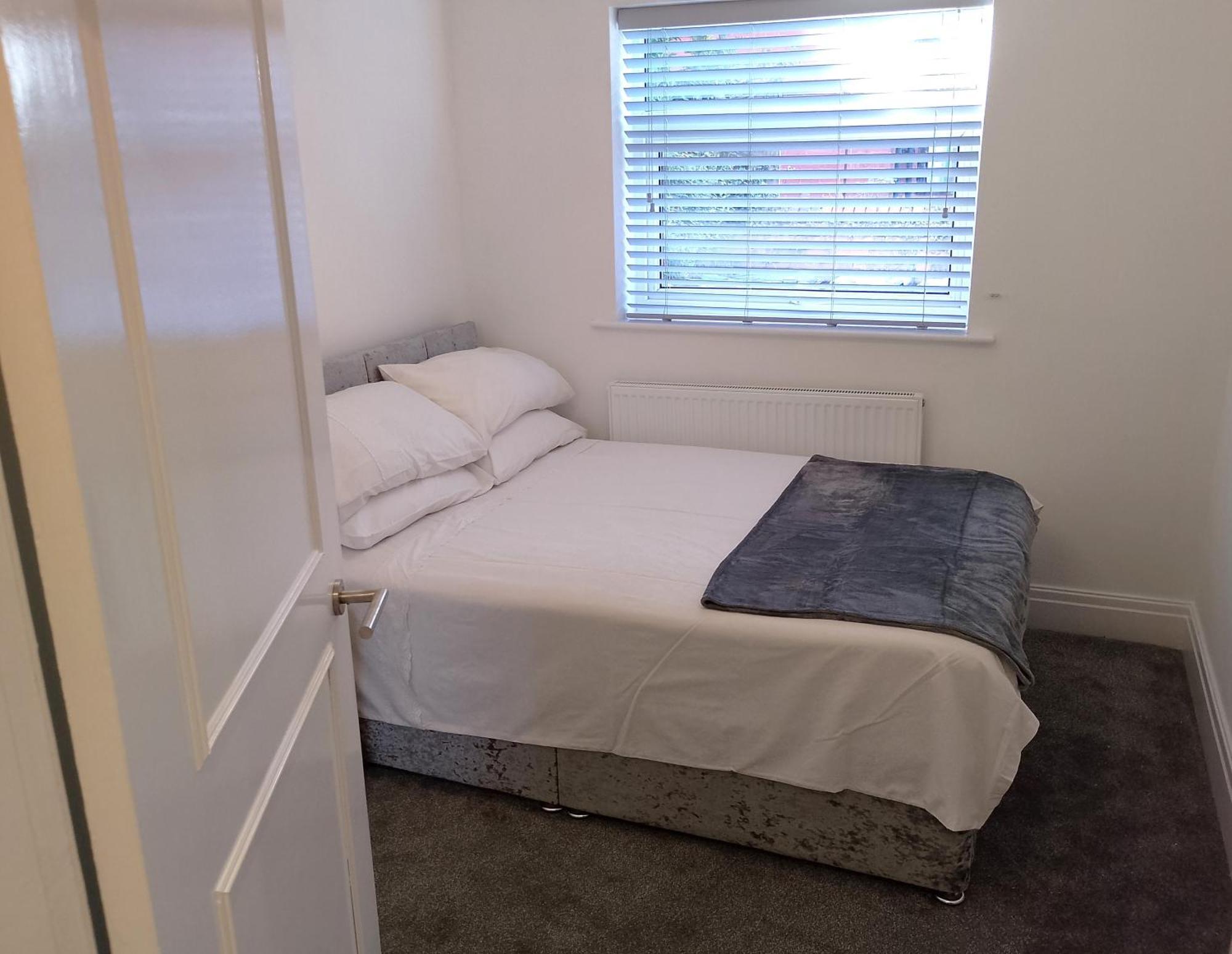 Apartment St Annes Garden Flat Award Winning Hosts *